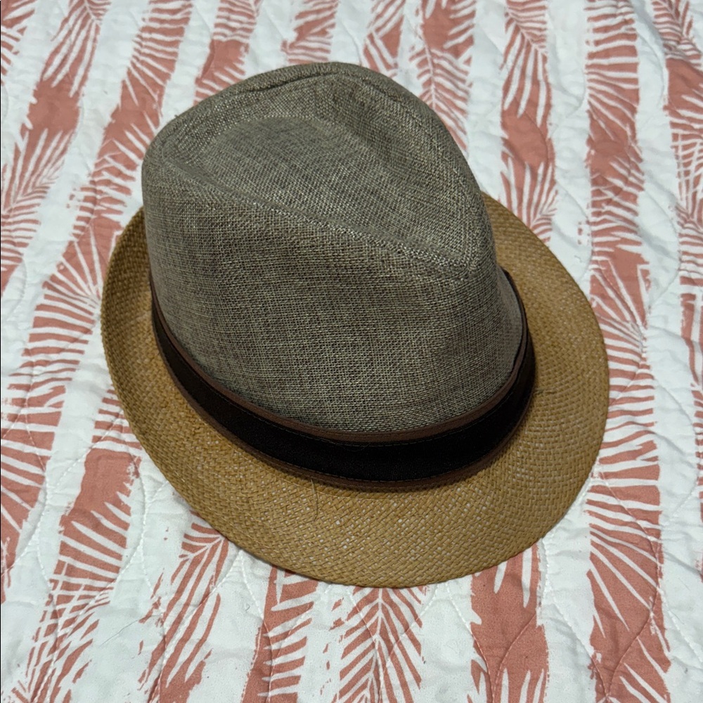 Stylish Two-Tone Fedora Hat